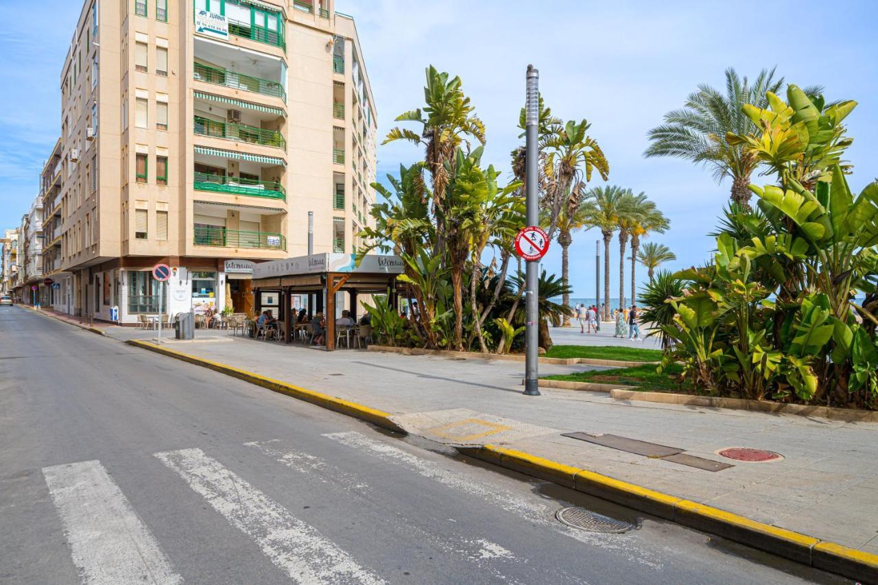 Apartament Casa Terra: 50 Meters From The Torrevieja