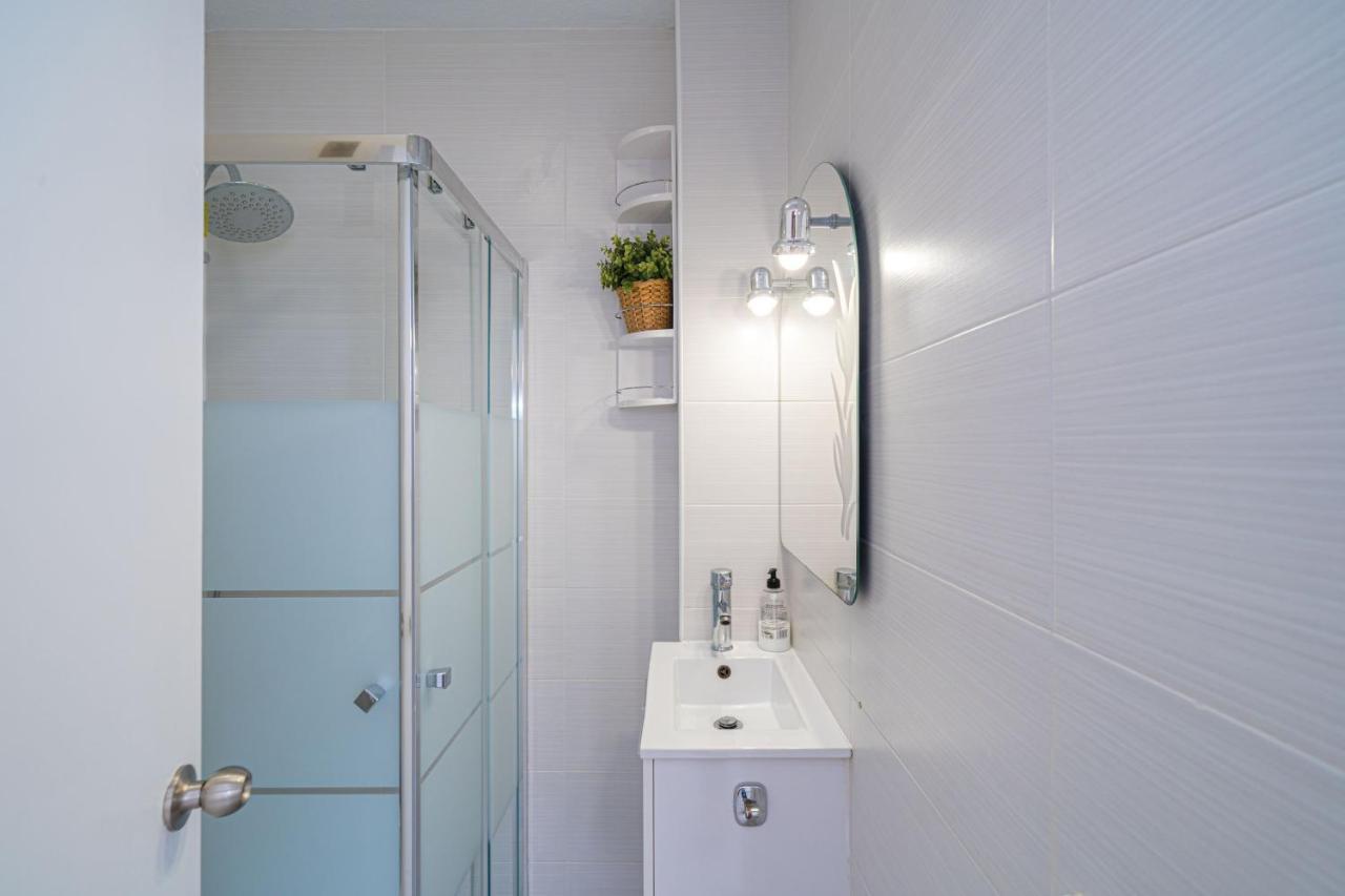 Casa Terra: 50 Meters From The *