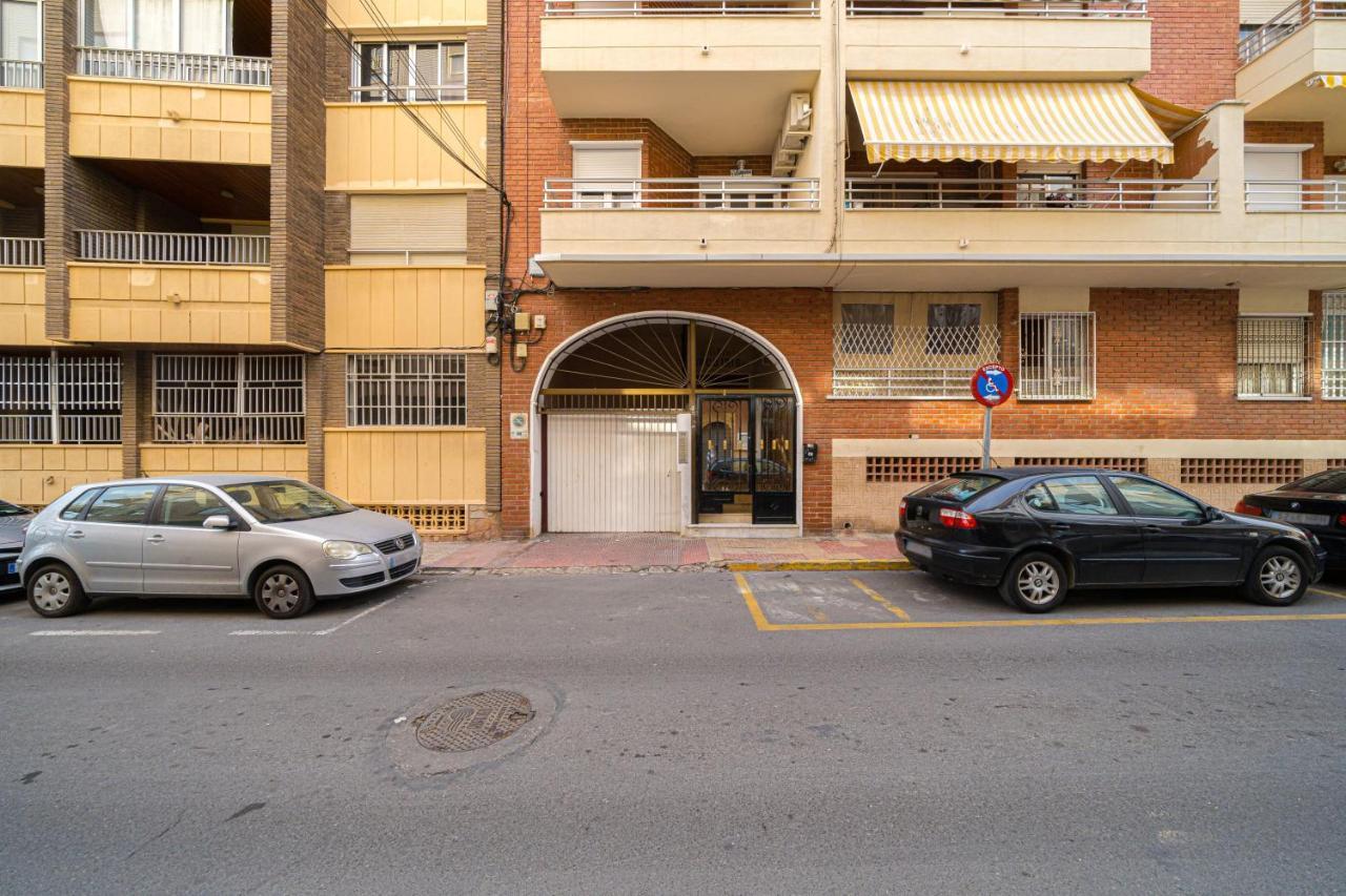 Casa Terra: 50 Meters From The Appartement Torrevieja