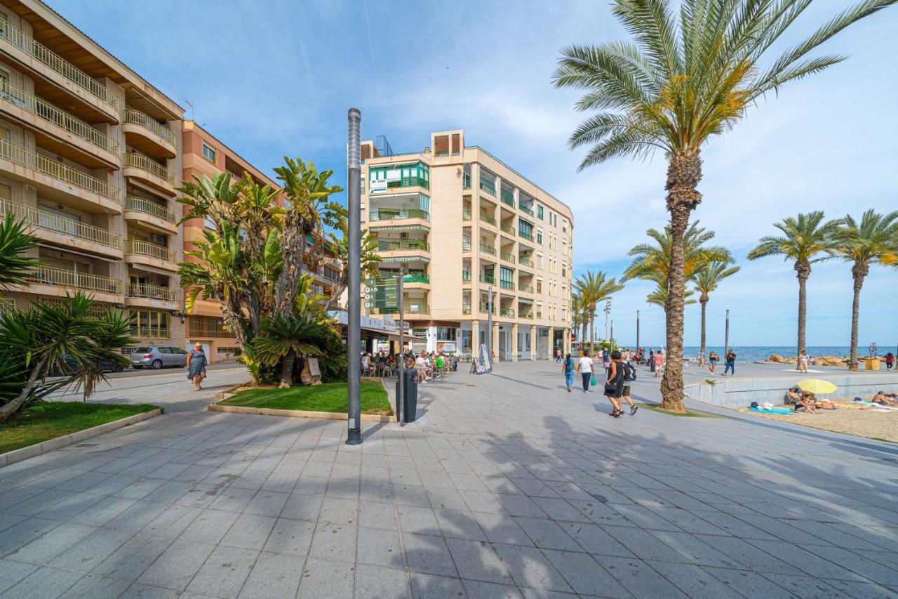 Casa Terra: 50 Meters From The * Torrevieja